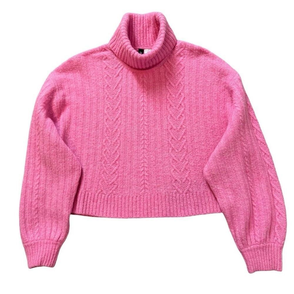 Divided Turtleneck Cropped Sweater Women’s M Barbiecore Pink Heart Cable Knit